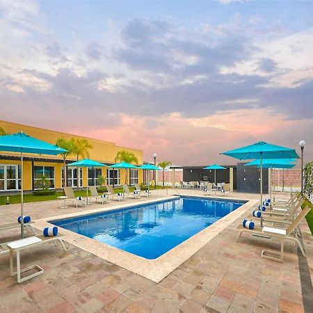 Hotel Best Place Express ซาโมรา เด อิดาลโก ภายนอก รูปภาพ